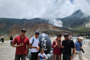 Mt.Fuji view Hakone Private tour with English speaking driver - Pickup timing, meeting point, and how the day runs (8 to 9 hours)