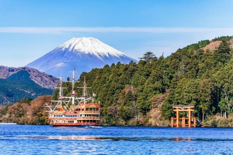 Tokyo Mt Fuji 5th St & Hakone Cruise Bus Tour w/Bullet Train - Getting Started in Ginza or Near the LOVE Sculpture
